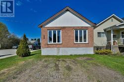 359 TAMARACK STREET Timmins (Tne - Hill District), ON P4N 6R5
