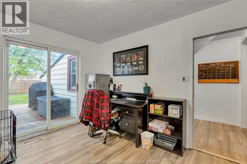1260 Oak, Windsor, ON - Indoor