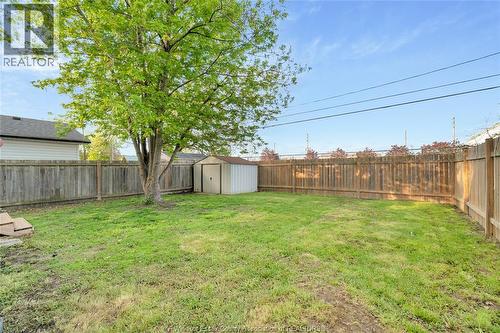 1260 Oak, Windsor, ON - Outdoor With Backyard