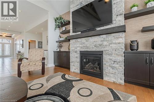 5 Moore Boulevard, Brantford, ON - Indoor Photo Showing Living Room With Fireplace