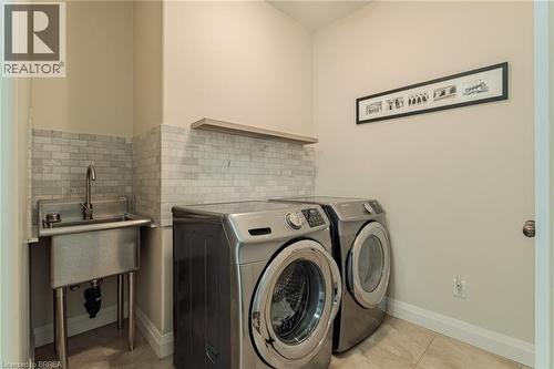 5 Moore Boulevard, Brantford, ON - Indoor Photo Showing Laundry Room