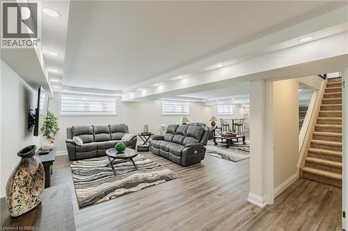 5 Moore Boulevard, Brantford, ON - Indoor