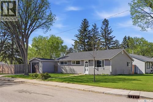 901 R Avenue N, Saskatoon, SK - Outdoor