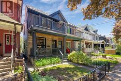 203 PARKMOUNT ROAD Toronto, ON M4J 4V5