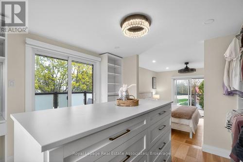 382 Nelles Road N, Grimsby, ON - Indoor
