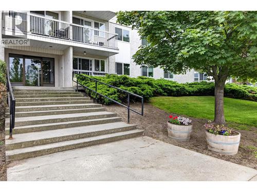 625 Rowcliffe Avenue Unit# 108  Kelowna, BC V1Y 5Y8