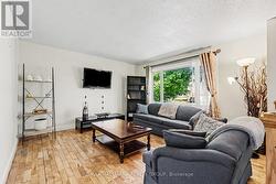 Hardwood floors in Living Rm - 