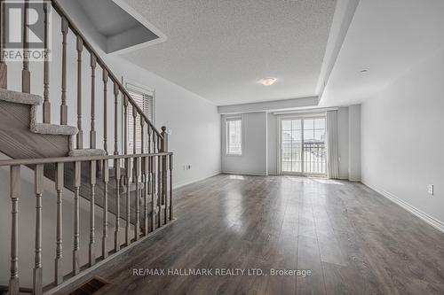 2496 Rosedrop Path, Oshawa, ON - Indoor Photo Showing Other Room