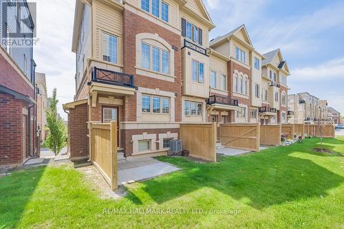 2496 Rosedrop Path, Oshawa, ON - Outdoor