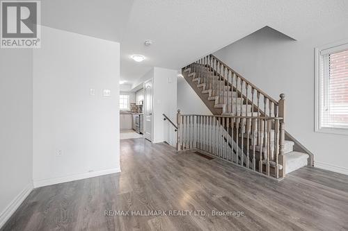 2496 Rosedrop Path, Oshawa, ON - Indoor Photo Showing Other Room