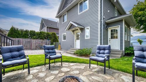 412 10Th Avenue, Creston, BC 