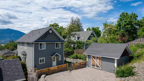 412 10Th Avenue, Creston, BC 