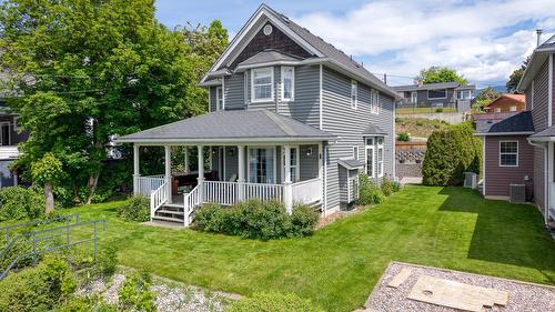 412 10Th Avenue, Creston, BC 