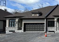 18 - 99 CLOVERLEAF DRIVE Belleville (Thurlow Ward), ON K8N 4Z5
