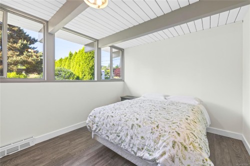 830 Beach Dr, Nanaimo, BC 