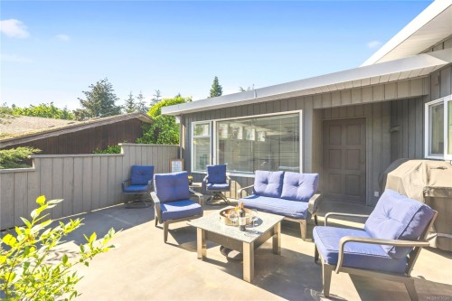 830 Beach Dr, Nanaimo, BC 