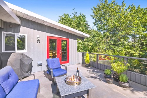 830 Beach Dr, Nanaimo, BC 