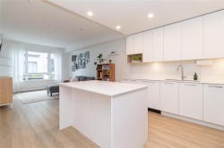 #116-940 Reunion Ave Langford, BC V9B 0W6