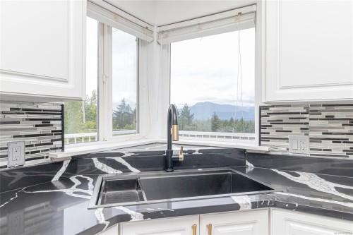 6191 Thomson Terr, Duncan, BC 