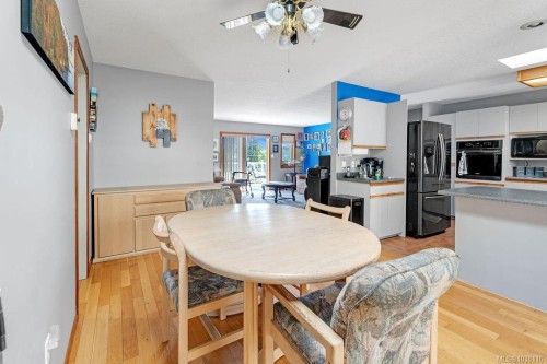7330 Somenos Rd, Duncan, BC 