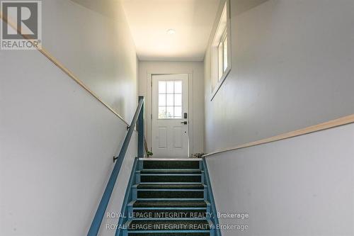 2347 Baseline Road, Ottawa, ON - Indoor Photo Showing Other Room