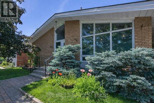 2347 Baseline Road, Ottawa, ON - Outdoor