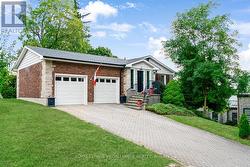 10 CLIFFSIDE CRESCENT Brockville, ON K6V 3A1