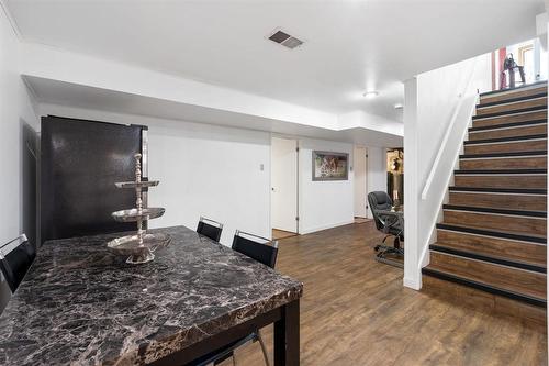 74 Woodcrest Drive, Winnipeg, MB - Indoor