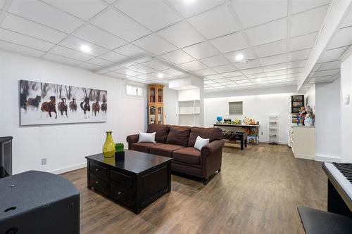 74 Woodcrest Drive, Winnipeg, MB - Indoor