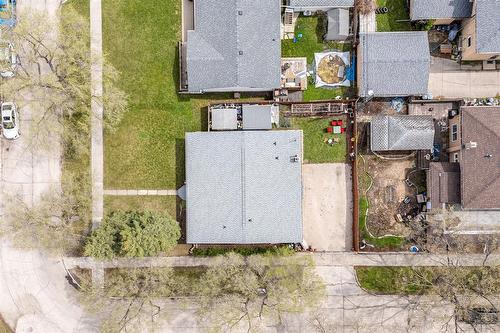 74 Woodcrest Drive, Winnipeg, MB - Outdoor
