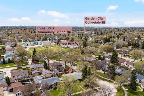 74 Woodcrest Drive, Winnipeg, MB - Outdoor With View