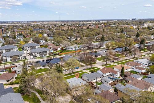 74 Woodcrest Drive, Winnipeg, MB - Outdoor With View