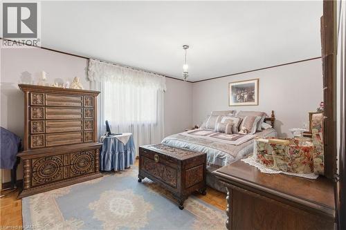 56 Gordon Street, Cambridge, ON - Indoor Photo Showing Bedroom