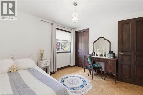 56 Gordon Street, Cambridge, ON - Indoor Photo Showing Bedroom