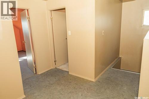 611 Saskatchewan Avenue, Kerrobert, SK - Indoor Photo Showing Other Room