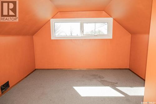 611 Saskatchewan Avenue, Kerrobert, SK - Indoor Photo Showing Other Room
