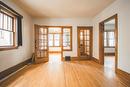 810 Spruce St, Winnipeg, MB 