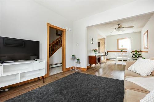 571 Fleet Ave, Winnipeg, MB 