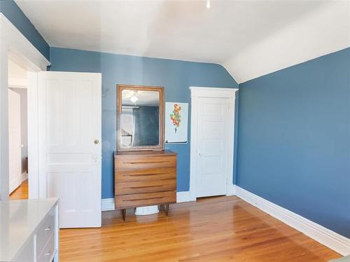 507 Home St, Winnipeg, MB 