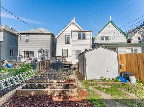 507 Home St, Winnipeg, MB 