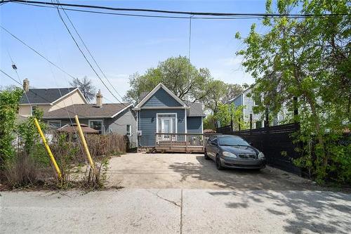 36 Luxton Ave, Winnipeg, MB 