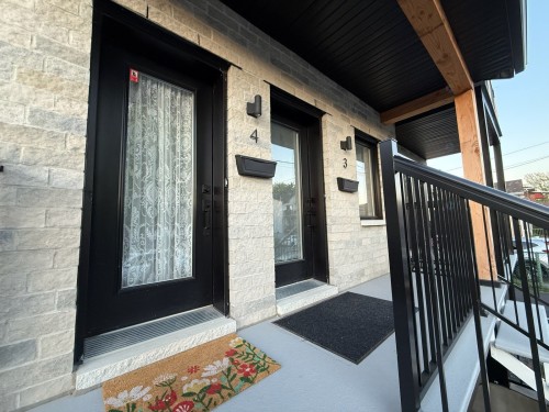 Entry - 3-22 Rue Joron, Salaberry-De-Valleyfield, QC - Outdoor With Balcony With Exterior