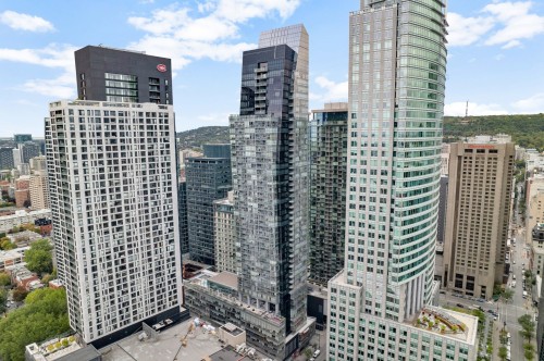 Aerial View - 2303-1050 Rue Drummond, Montréal (Ville-Marie), QC - Outdoor With Facade