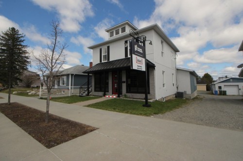 Façade - 221 1Re Avenue E., Amos, QC - Outdoor