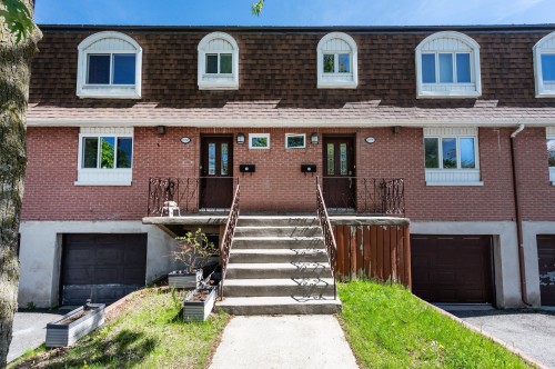 1088 Rue Jeary  Longueuil (Greenfield Park), QC J4V 3B4