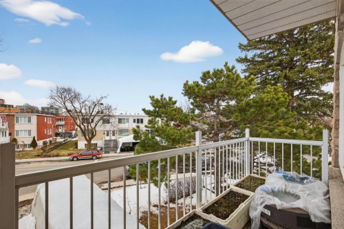 Balcony - 7502 Rue De Boischatel, Montréal (Saint-Léonard), QC - Outdoor