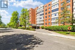 301 - 225 ALVIN ROAD  Ottawa, ON K1K 4H6