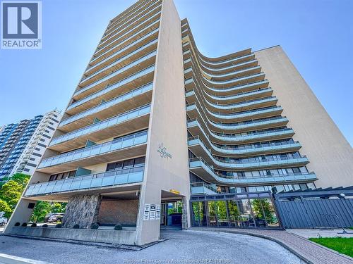 111 Riverside DRIVE East Unit# 1116  Windsor, ON N9A 2S6