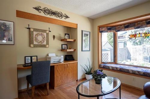588 Chalfont Rd, Winnipeg, MB 