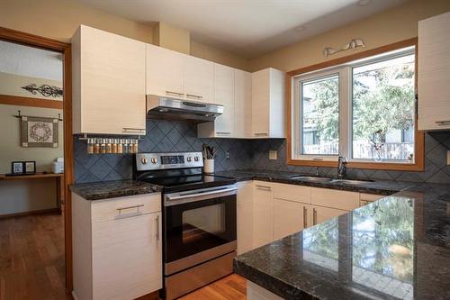 588 Chalfont Rd, Winnipeg, MB 